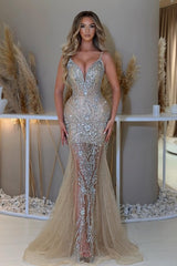 Chic Champagne Mermaid V-Neck Spaghetti Strap Sleeveless Sequined Long Tulle Evening Dresses With Rhinestone
