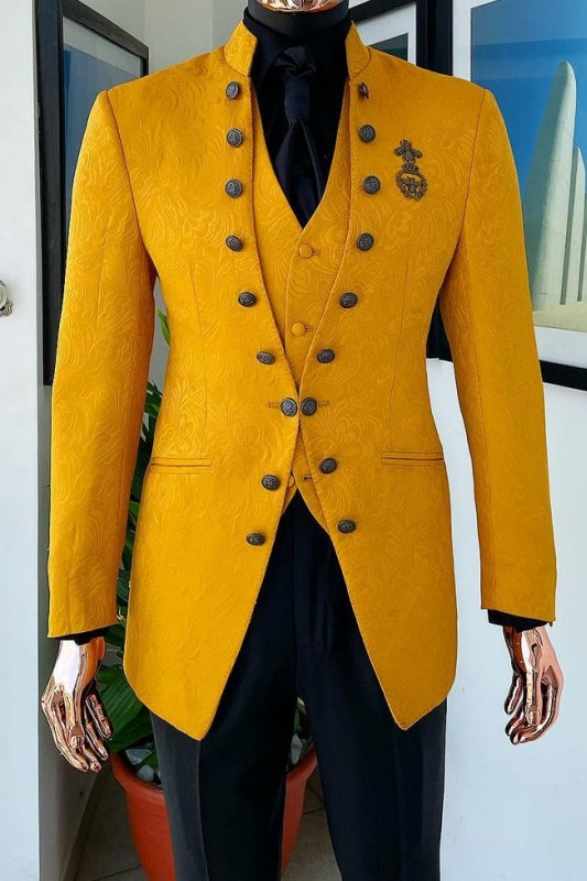 Chic Gold Jacquard Three-Piece Prom Suits for Men