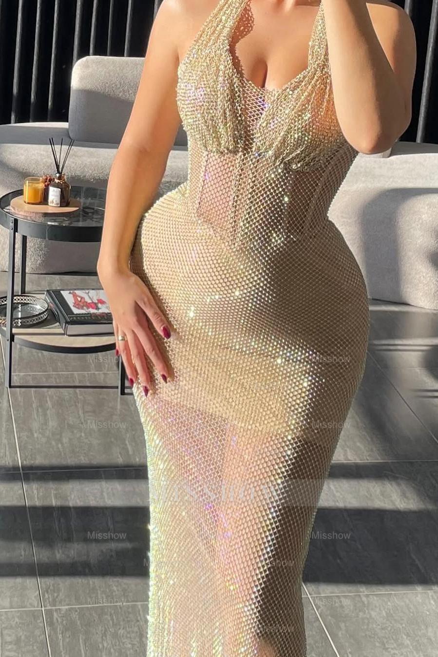 Chic Halter Neck Sleeveless Long Mermaid Formal Dress With Pleated