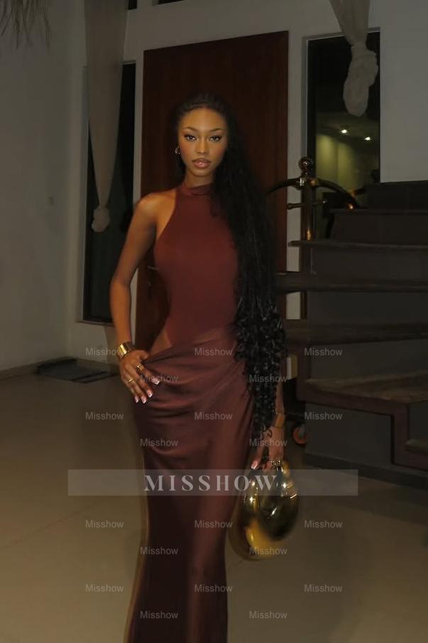 Chic High Neck Sleeveless Mermaid Long Formal Dress With Pleated