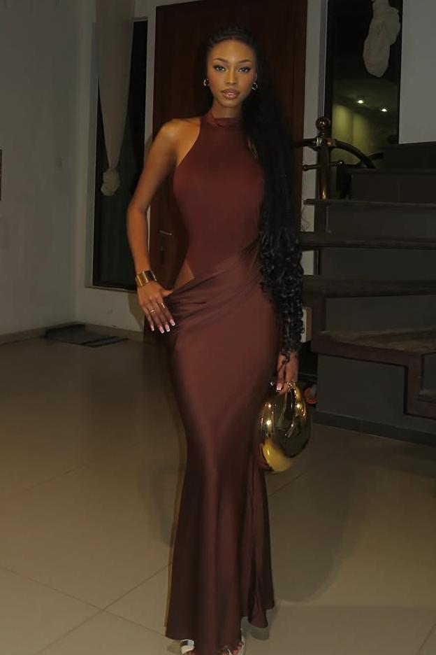 Chic High Neck Sleeveless Mermaid Long Formal Dress With Pleated