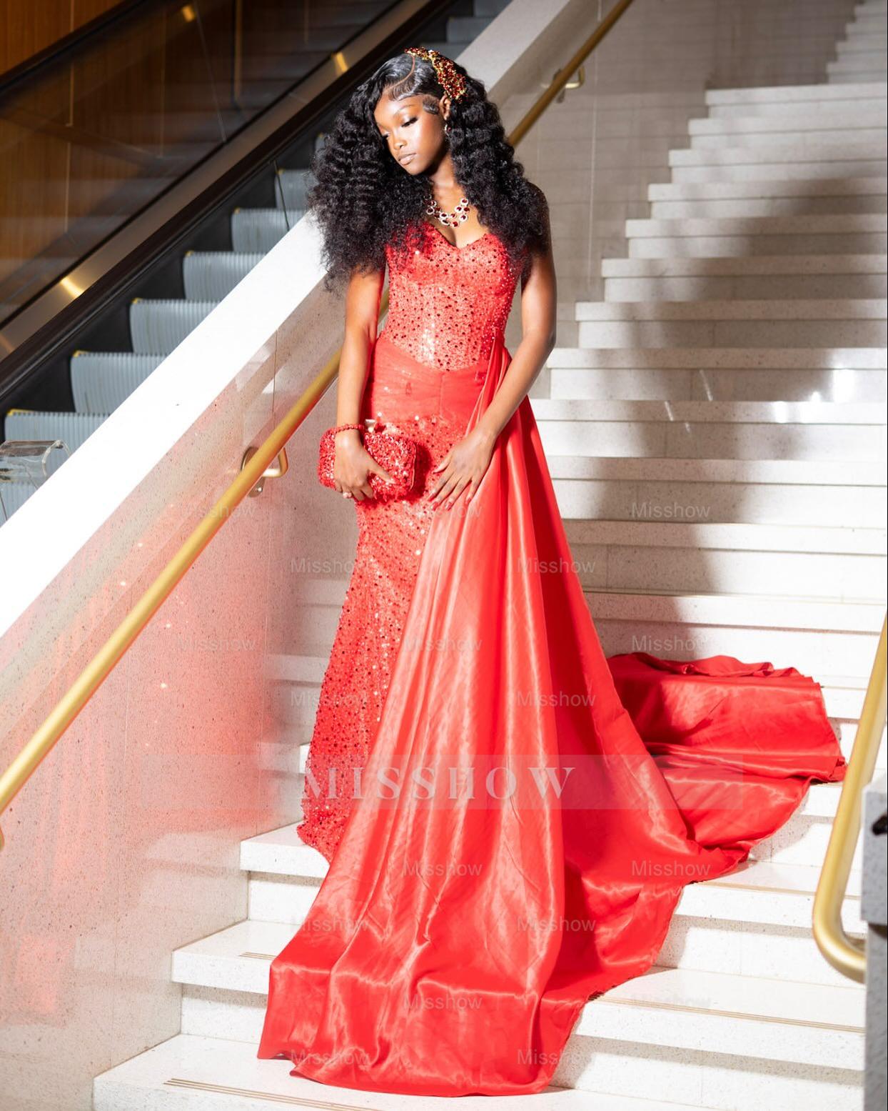 Chic Long Red Sweetheart Sleeveless Mermaid Prom Dress with Rhinestones and Sequins