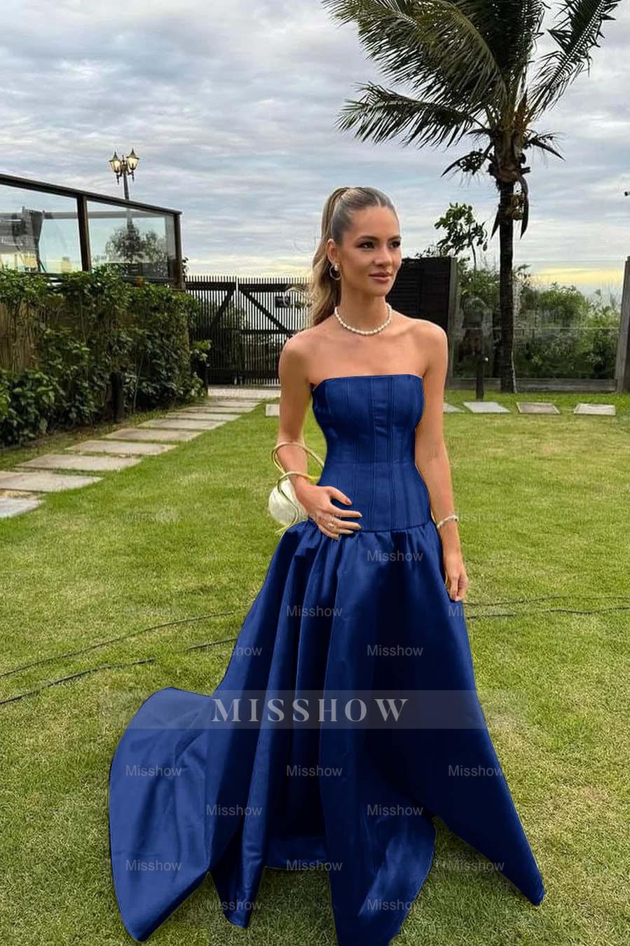 Chic Strapless Sleeveless Bateau Long Formal Dress With Pleated