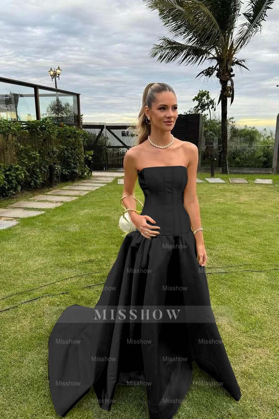 Chic Strapless Sleeveless Bateau Long Formal Dress With Pleated