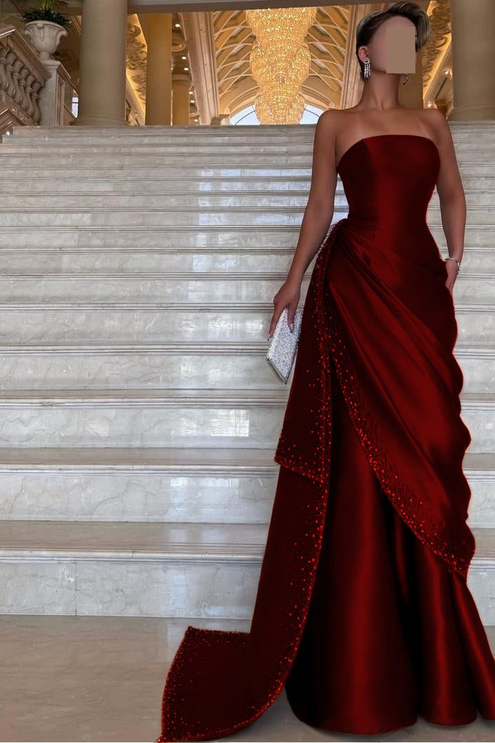 Chic Strapless Sleeveless Long Formal Dress With Pleated Beading