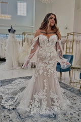 Chic White Mermaid Sweetheart Strapless Sleeveless Lace Chapel Train Tulle Wedding Dress With Appliques