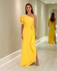 Chic Yellow Column One-Shoulder Ruffles Floor-Length Chiffon Bridesmaid Dresses With Slit