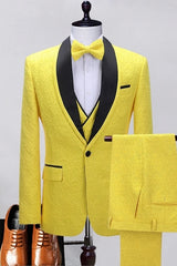Chic Yellow Shawl Lapel Three-Piece Jacquard Prom Outfit