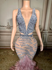 Chic Pink Mermaid V-Neck Sequined Beaded Sleeveless Floor-Length Evening Dresses With Feathers