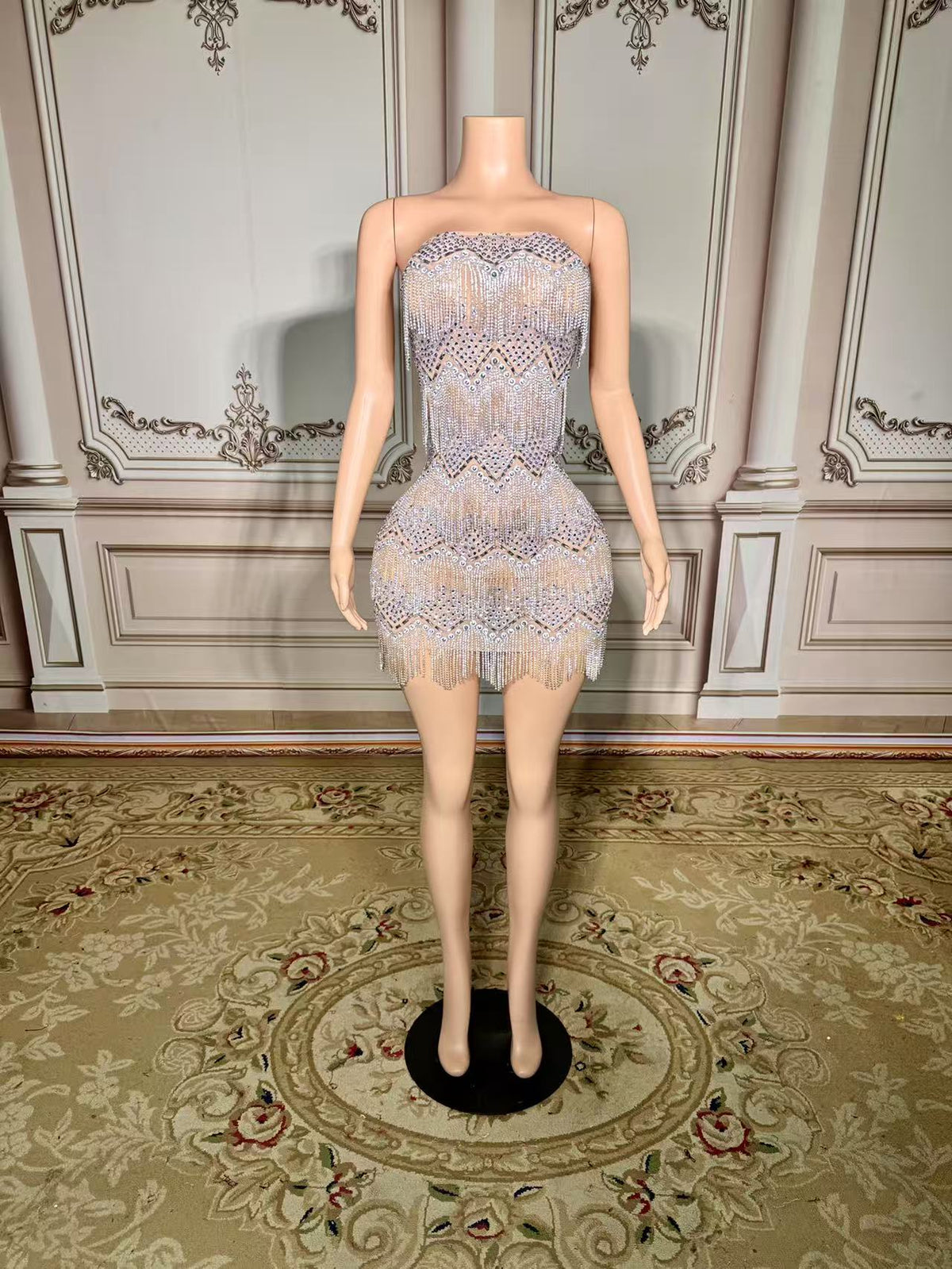 Chic Sliver Strapless Column Beaded Sleeveless Short Tulle Tassel Evening Dresses With Rhinestones