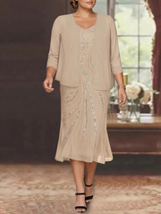 Chiffon 2 Pieces V-Neck Knee-Length Plus Size Mother of the Bride Dresses with Jacket & Sequins Beading