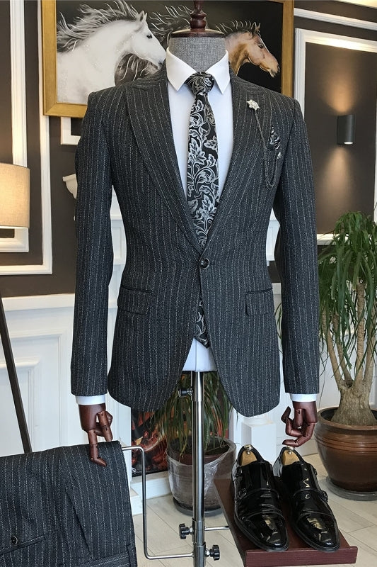 Classical Black Striped Peak Lapel Business Suit for Men