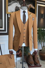 Contemporary Khaki Camel Peaked Lapel Three-Piece Business Ensemble