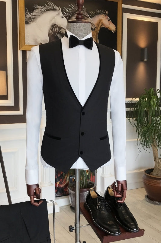 Custom Black Peak Lapel Three-Piece Business Suit Ensemble