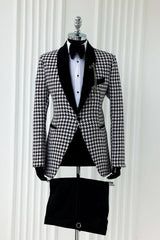 Custom White Shawl Collar Jacquard Men's Wedding Suit