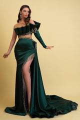 Dark Green Off-the-Shoulder Long Sleeve Mermaid Satin Applique High Formal Evening Gown