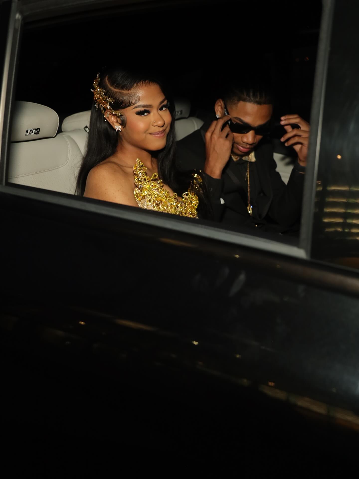 Designer Gold Sweetheart Sleeveless Mermaid Prom Dress with Beaded Appliques and Slit