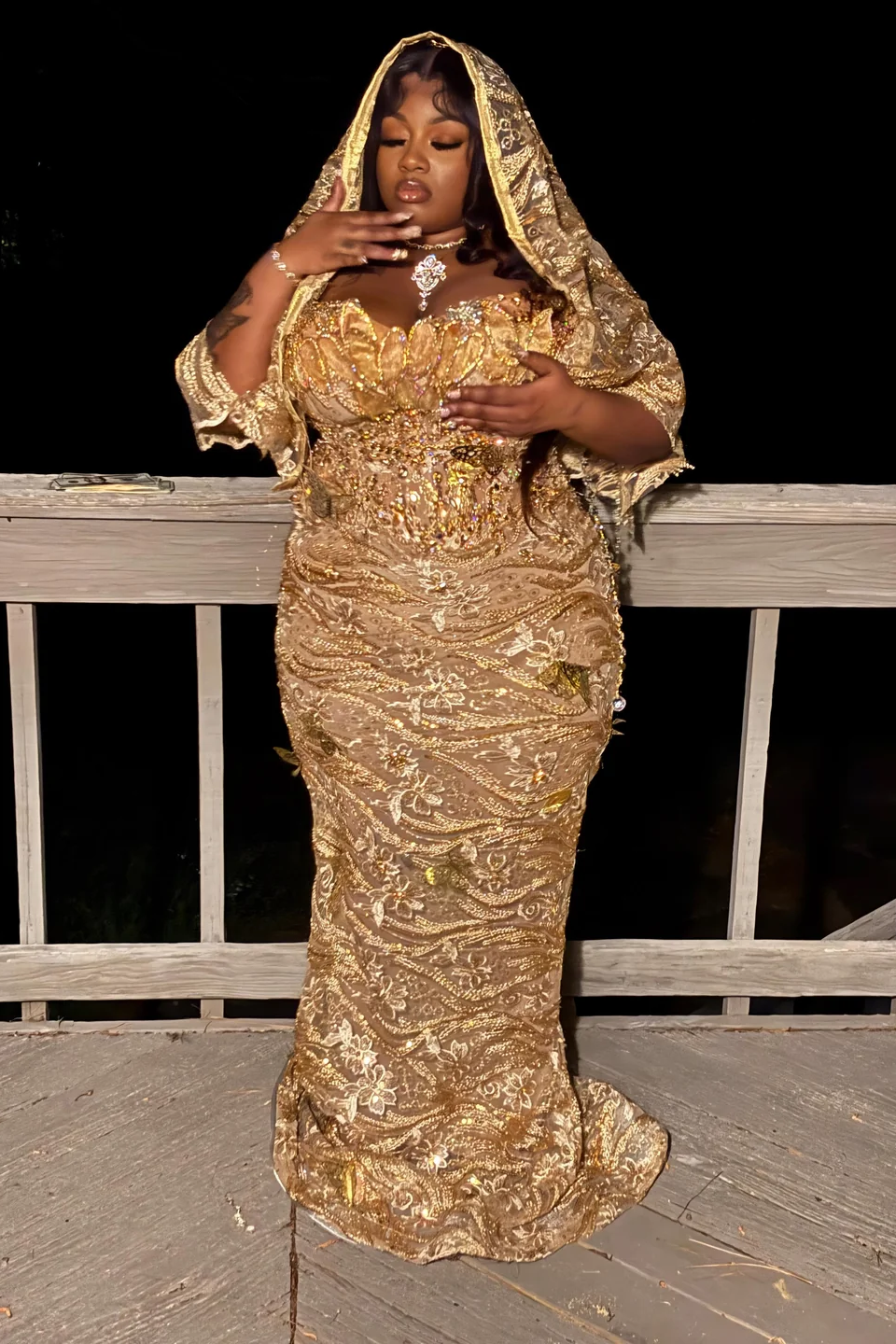 Designer Long Gold Mermaid Strapless Appliques Prom Dress with Veil