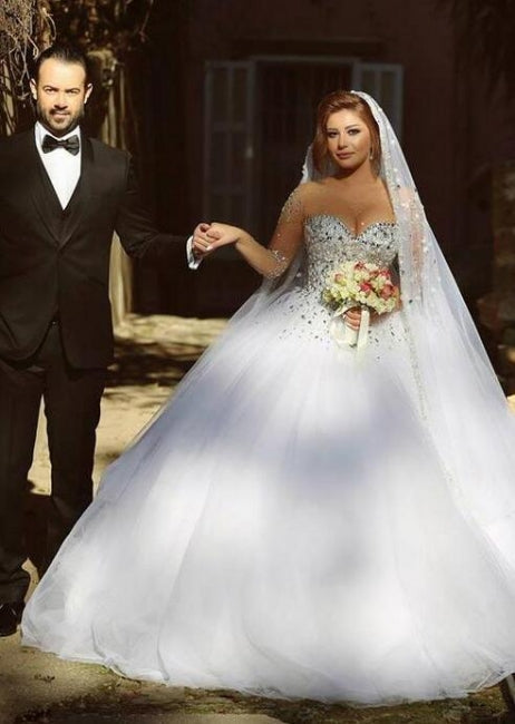 White scoop rhinestone ball gown wedding dress
