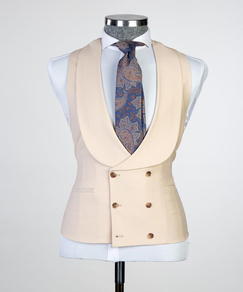 Dwight Stylish Champagne Peaked Lapel Three-Piece Best Fit Men’s Suits
