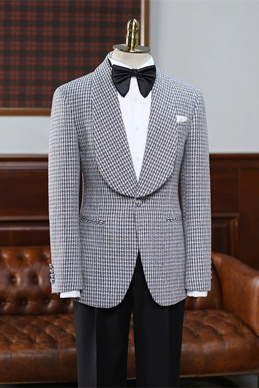 Elegant Gray Plaid Shawl Lapel Wedding Suit for Men