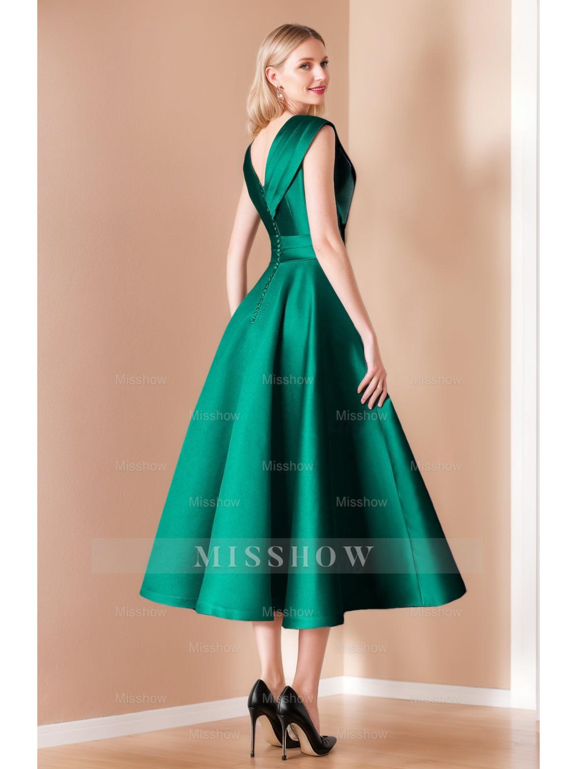 Elegant Pleated A-Line V-Neck Sleeveless Dress for Mothers of the Bride & Groom Featuring Bow Belt and Pocket