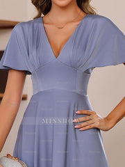 Elegant Plus Size V-Neck A-Line Princess Floor-Length Mother of the Bride Dress with Ruffles and Short Sleeves