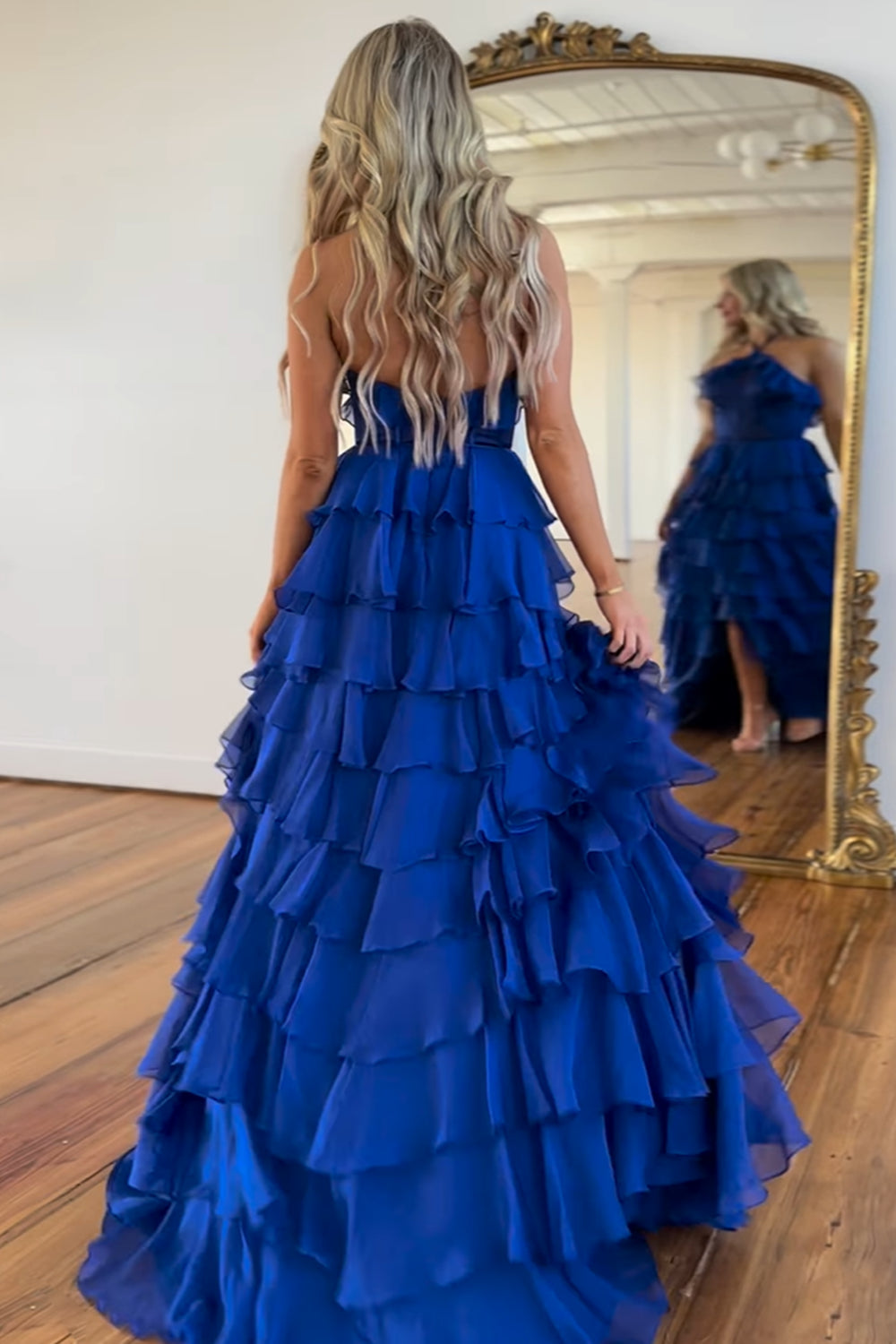 Elegant Royal Blue Chiffon Corset Prom Dress with Halter Neck and Tiered A-Line Skirt