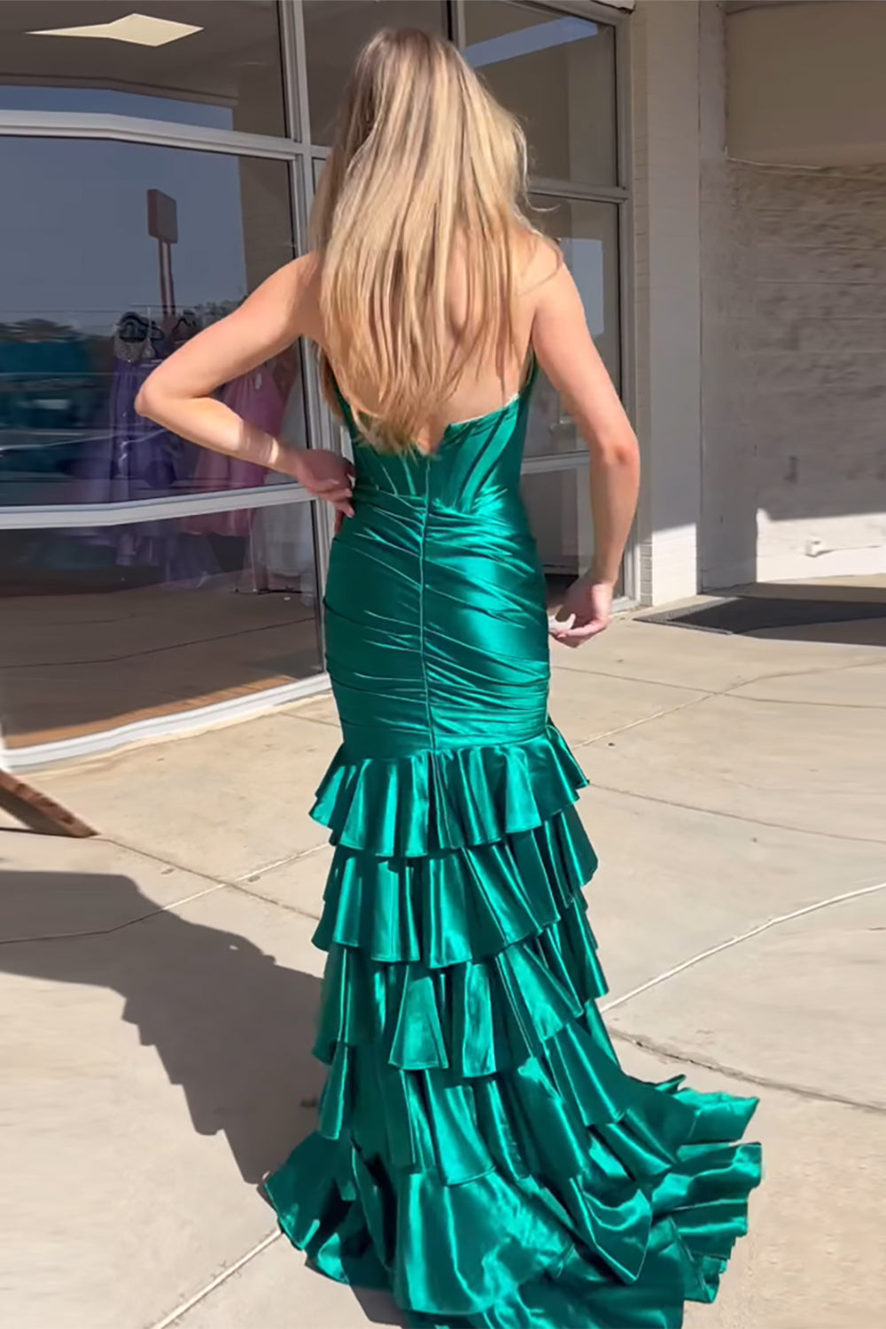 Elegant Royal Blue Sweetheart Mermaid Corset Prom Gown with Tiered Satin Skirt and Slit