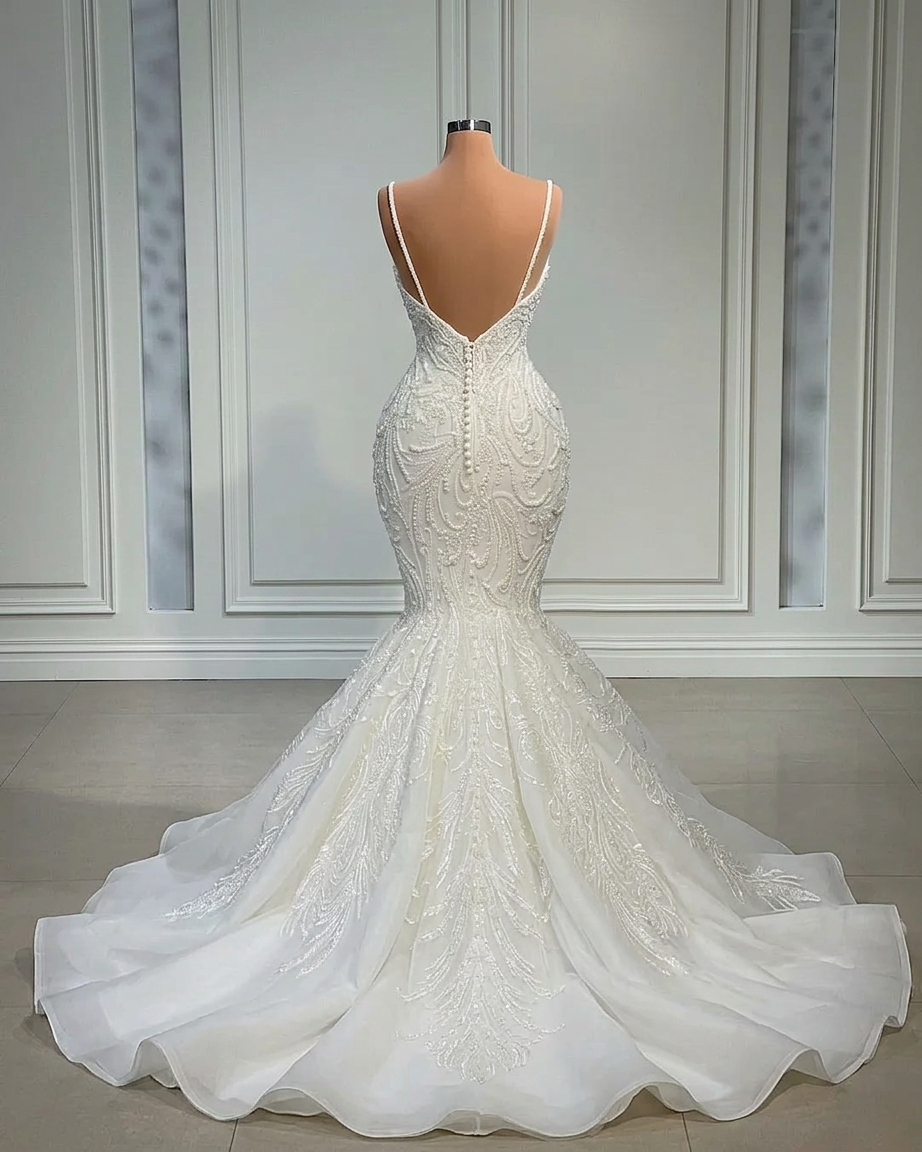 Elegant Strapless Sleeveless Mermaid Satin Floor-Length Wedding Dresses with Lace