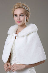 Elegant Warm Tulle White Half-Sleeves Casual Bride Wedding Wraps