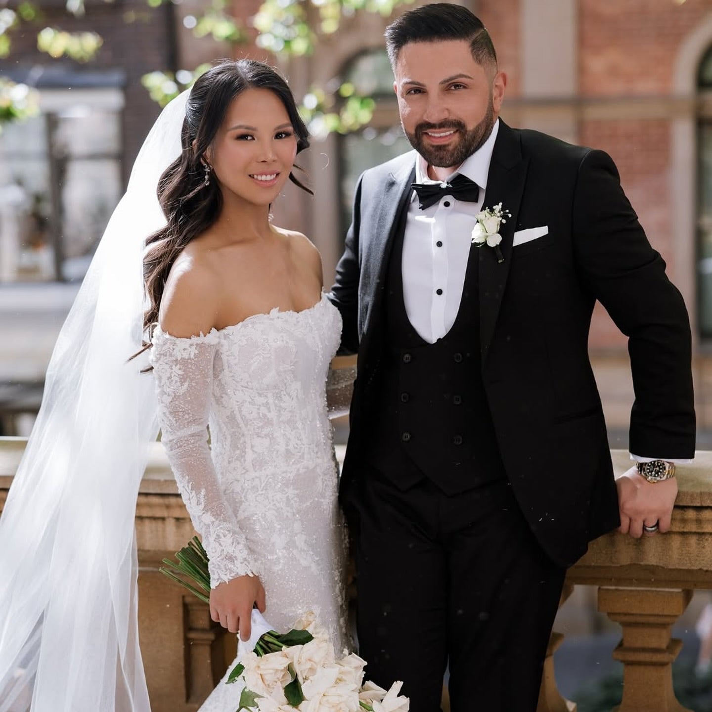 Elegant White Mermaid Strapless Off-The-Shoulder Beaded Lace Long Sleeves Cathedral Train Tulle Wedding Dress
