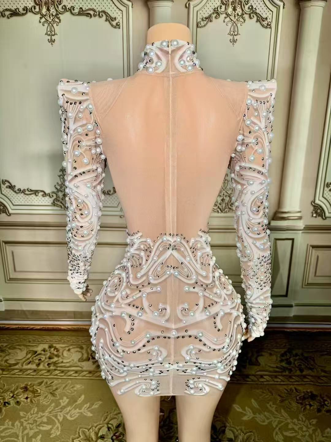 Enchanting White High-Neck Beaded Long Sleeve Zipper Column Tulle Short Evening Dresses With Pearls
