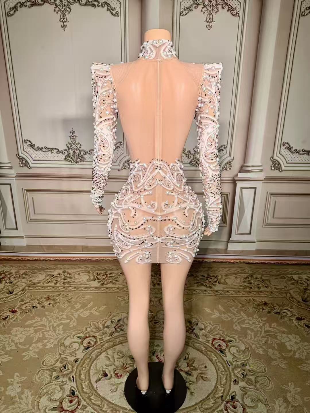 Enchanting White High-Neck Beaded Long Sleeve Zipper Column Tulle Short Evening Dresses With Pearls