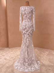 ivory v-neck applique A-line wedding dress