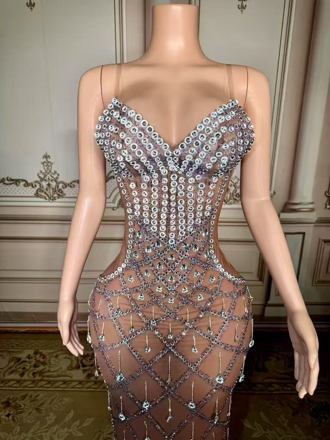 Fabulous Sweetheart Spaghetti Strap Column Beaded Sleeveless Slit Long Tulle Evening Dresses With Rhinestones