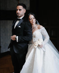Fabulous White Ball Gown Strapless Off-The-Shoulder Long Sleeves Beaded Lace Long Tulle Wedding Dress