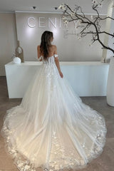 Fabulous White Sweetheart Off-The-Shoulder Ball Gown Tulle Wedding Dresses With Appliques And Handmake Flowers