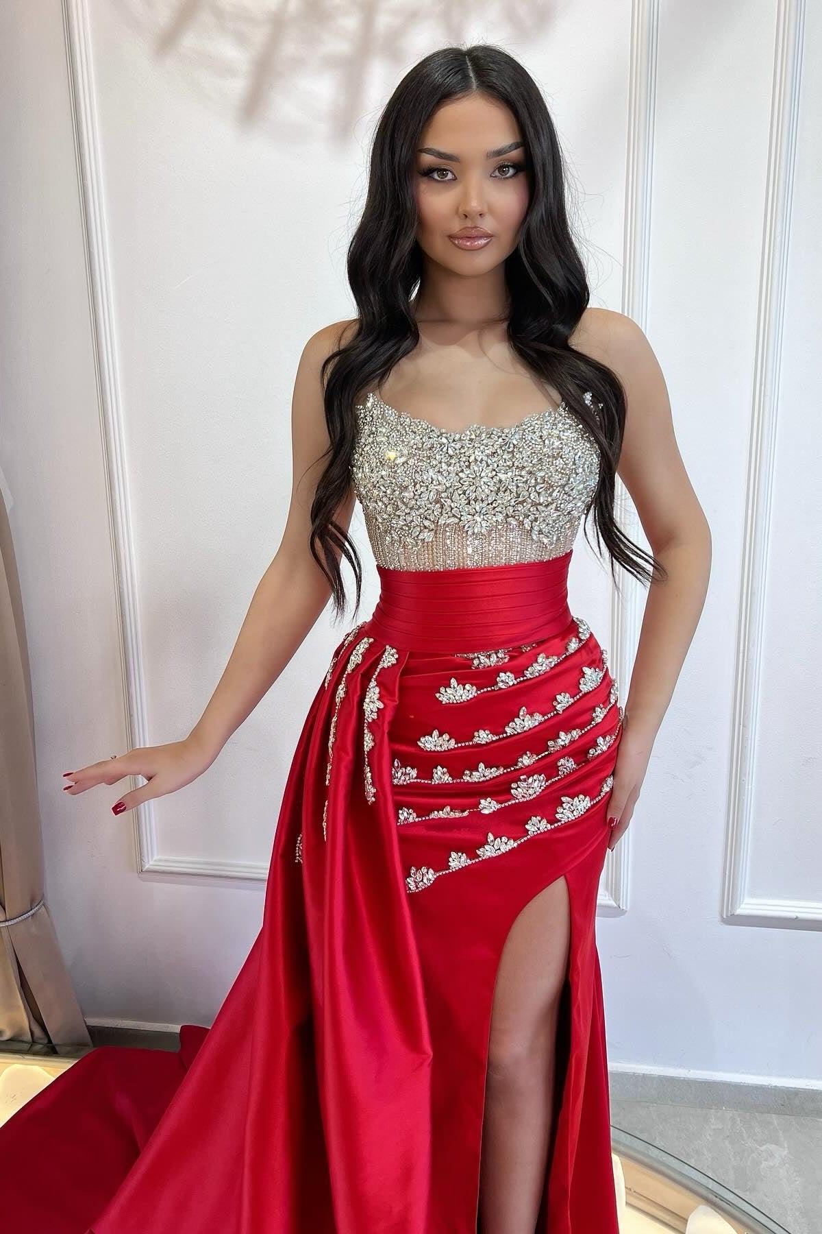 Fabulous Red Strapless Mermaid Beaded Sleeveless Split Front Ruffle Panel Train Satin Evening Dresses With Rhinestone