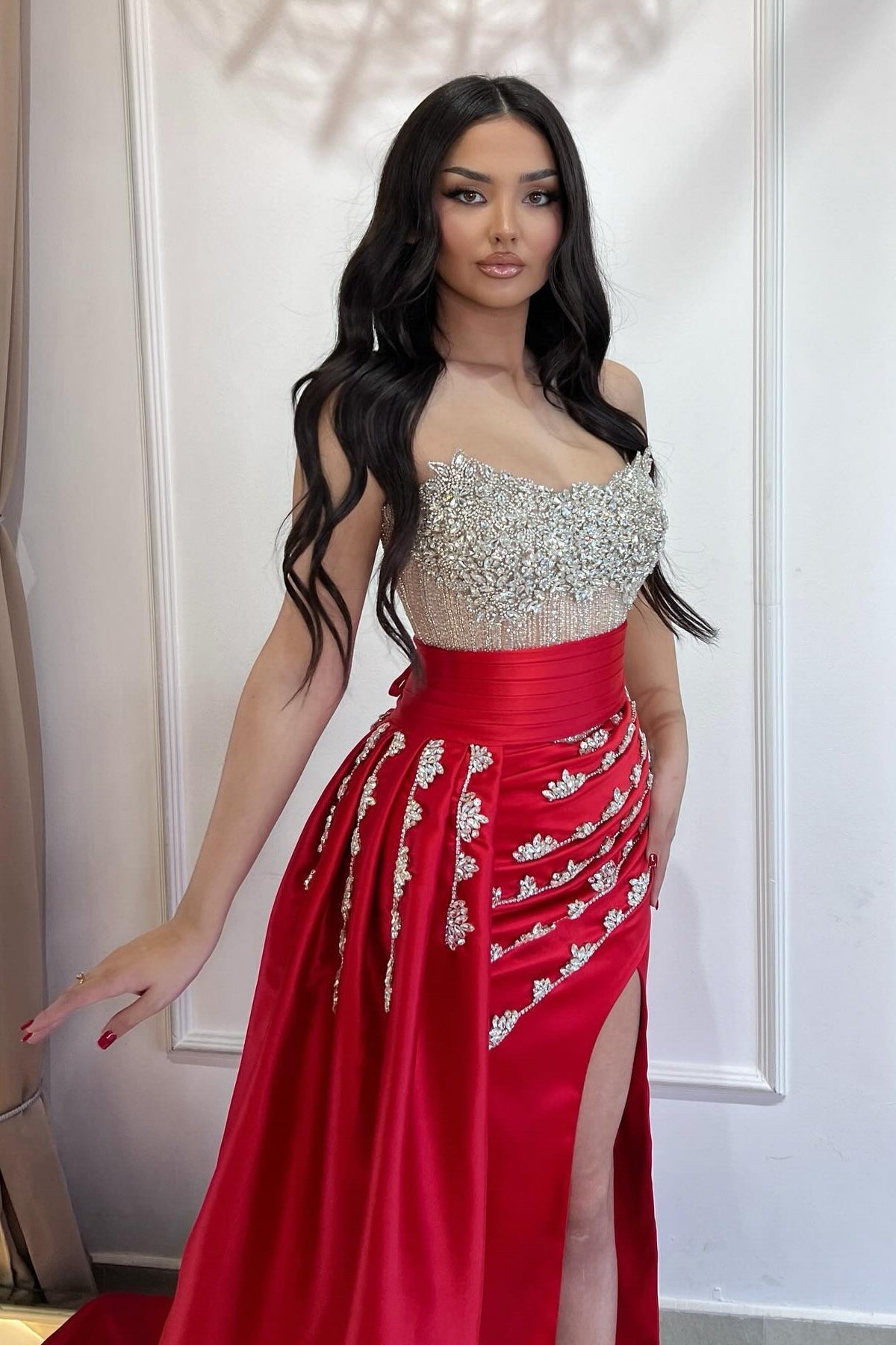 Fabulous Red Strapless Mermaid Beaded Sleeveless Split Front Ruffle Panel Train Satin Evening Dresses With Rhinestone