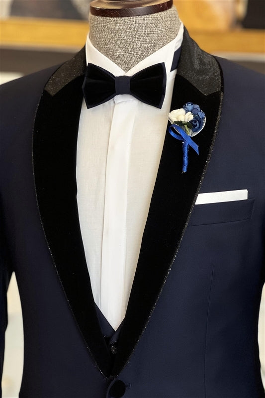 Fancy Navy Blue Peaked Lapel Two-Piece Prom Suit
