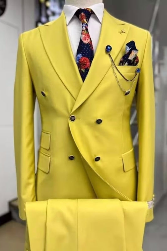 Fancy Yellow Double-Breasted Peaked Lapel Prom Suit