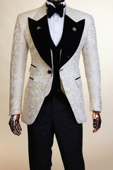 Fashion Champagne Peaked Lapel Three-Piece Jacquard Prom Suit