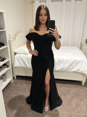Fashionable Black Off-The-Shoulder Sequined Mermaid Evening Dress with Slit