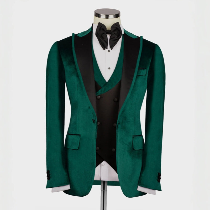 Fashionable Dark Green Peaked Lapel Three-Piece Velvet Prom Suit