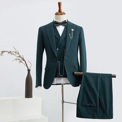 Fashionable Dark Green Three Pieces Slim Fit Tailored Business Suit