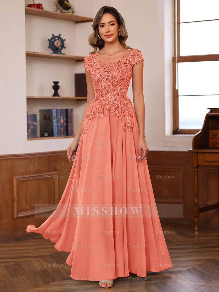 Floor-Length A-Line Mother of the Bride Dress with Scoop Neck and Short Sleeves Featuring Appliques