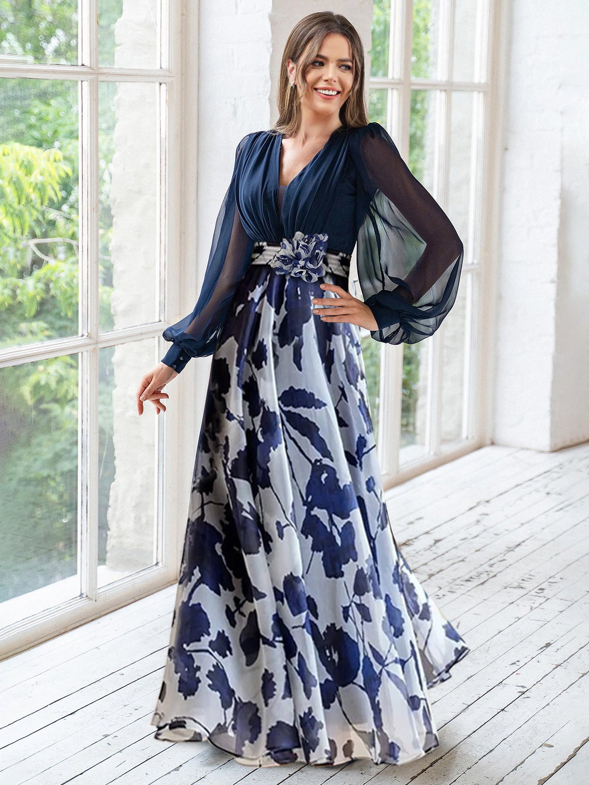 Floor-Length Floral Mother of the Bride Princess V-Neck A-Line Dress With Long Sleeves and Flower