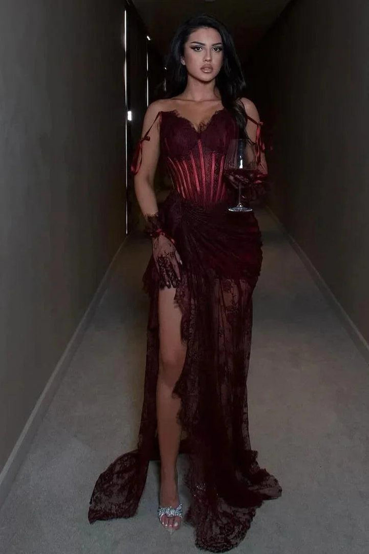 Glamorous Burgundy Sweetheart Evening Dress Sleeveless Lace with Slit –