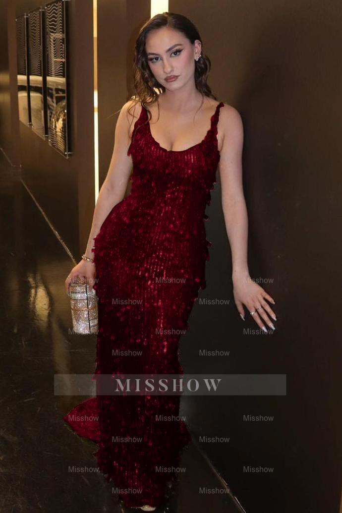 Glamorous Green Spaghetti Strap Sleeveless Long Formal Dress With Beadings